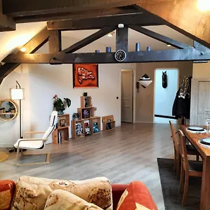 Séjour chez l'habitant Dans Loft Partage, Cosy Et Spacieux!, Tarbes