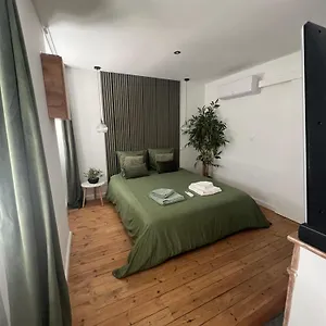 studio-cosy-coeur-de-ville.hotels-rhonealpes.com/